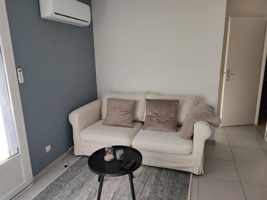 Ferienwohnung Charmant 2 Pieces A Aubenas 2Etoiles Exterior foto
